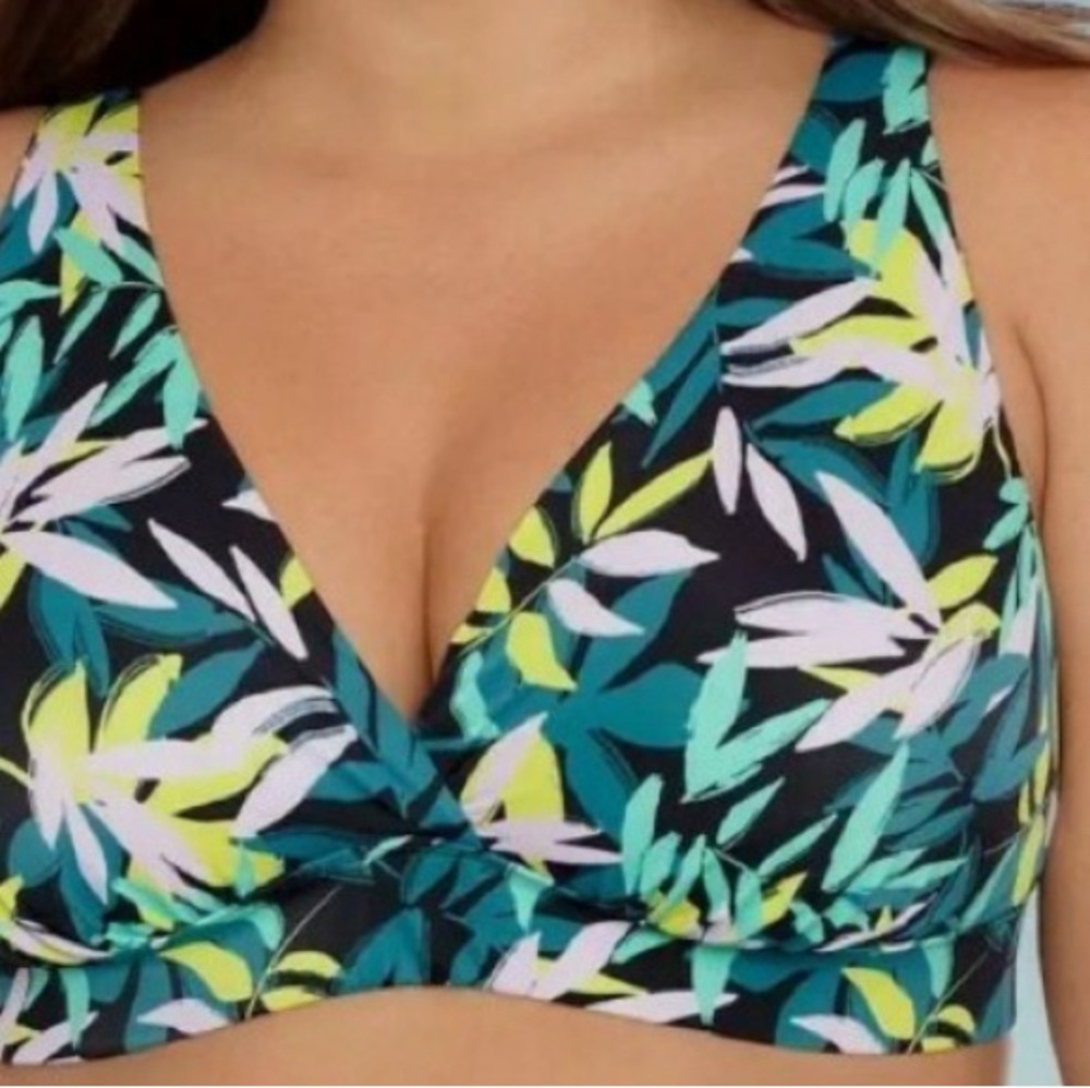 Leaf Print V-Neck Bikini Top in Black & Teal